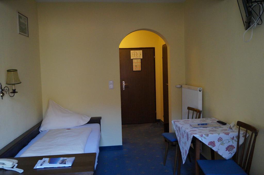 Hotel Happ Innsbruck Bilik gambar